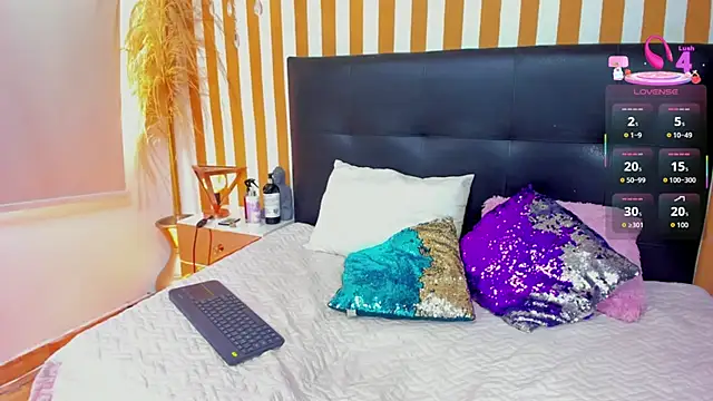 LunaToledo 即時 XXX 聊天