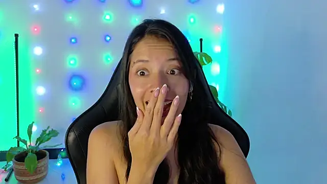 Sarasavage's Live XXX Chat