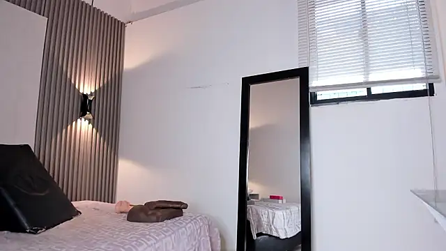 Zafiiraa 即時 XXX 聊天