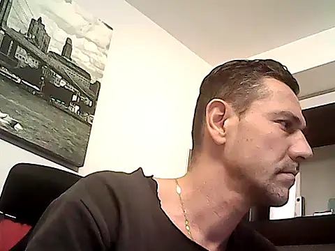 mastercharisma35's Live XXX Chat