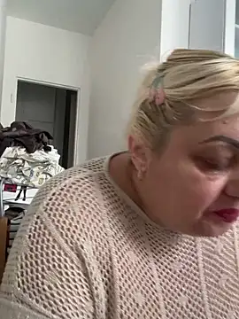 LanaSoftt Obrolan Langsung XXX