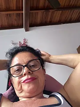 Онлайн чат XXX Sharongirl07