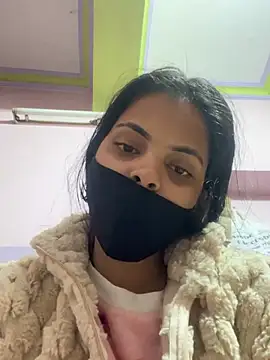 Sandhya_77's Live XXX Chat