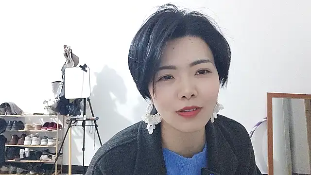 Lulu-uu's Live XXX Chat