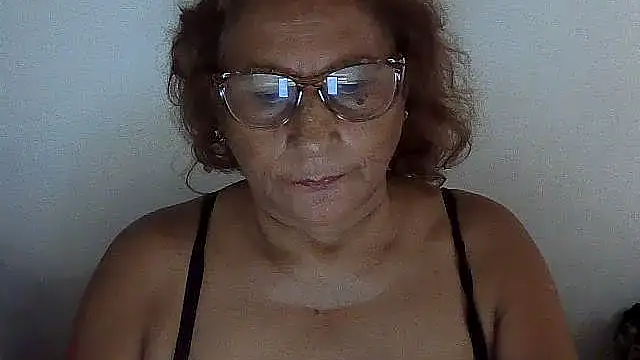 Онлайн чат XXX charrysexy1