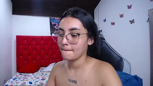 kathe-mills235's Live XXX Chat