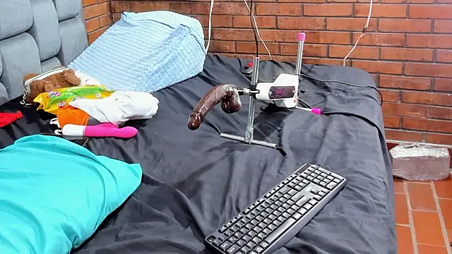 Couple_Gold69's Live XXX Chat