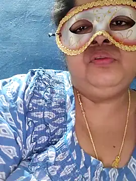 tamilthanushri's Live XXX Chat