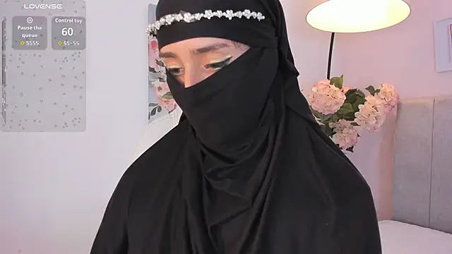 rawiya's Live XXX Chat