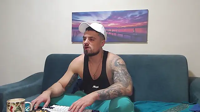 Tiberius_hunk Chat XXX in diretta