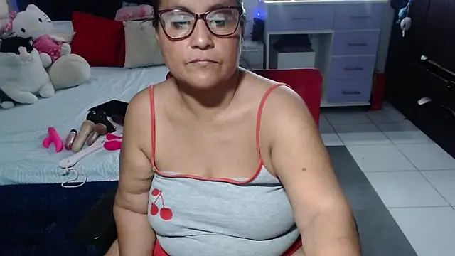 pervert_mommy_: онлайн-секс-чат