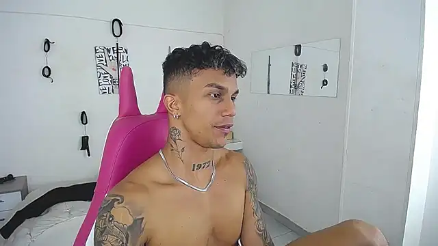 Leonard_Price's Webcam Show