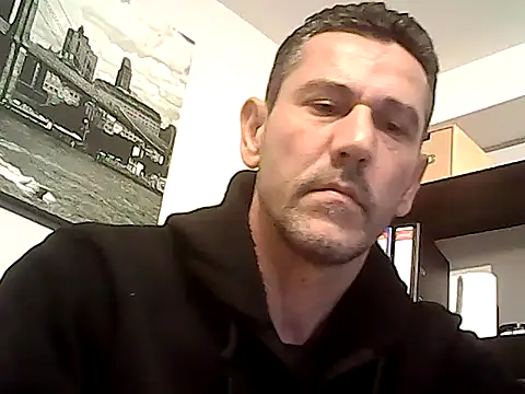 mastercharisma35 élő XXX-chatje