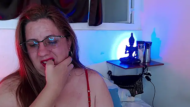 katie_joness_'s Webcam Show