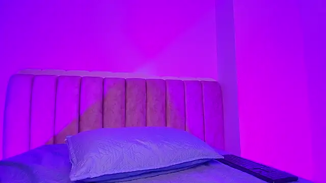 agath_69's Live XXX Chat