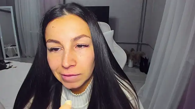 AvisFlowers' Live XXX Chat