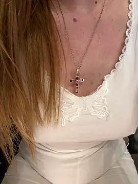 didihairypussy's Webcam Show