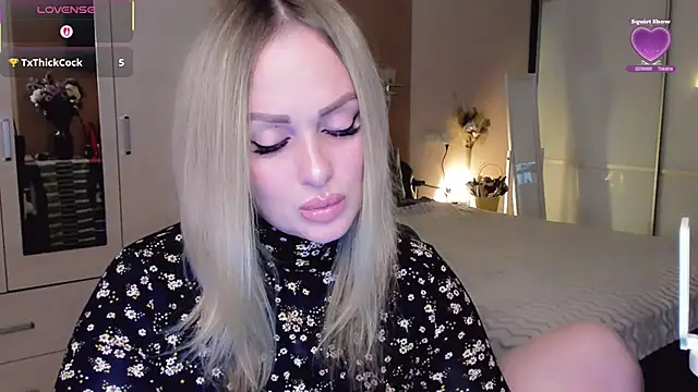 Chat +18 de Libby_Nora ao vivo