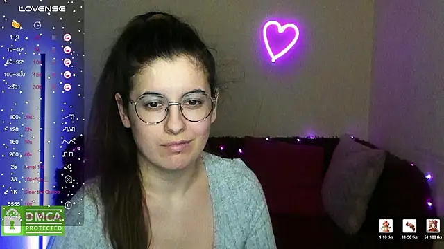 Aminabeatris: онлайн-секс-чат