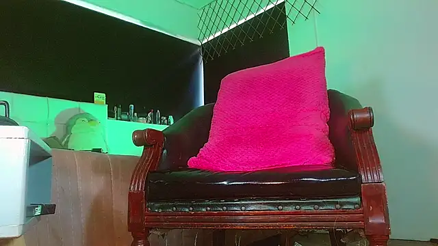 bellatrixx_69: онлайн-секс-чат