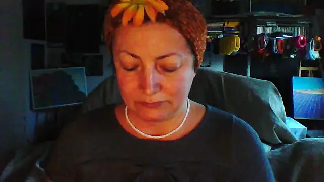 MariaAnaSunshine 即時 XXX 聊天