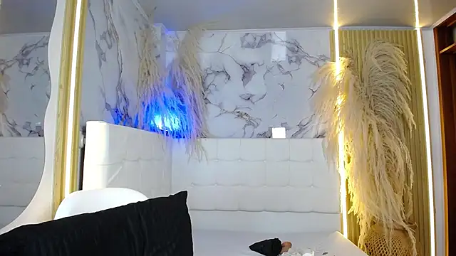 Bruja__Scarlata: онлайн-секс-чат