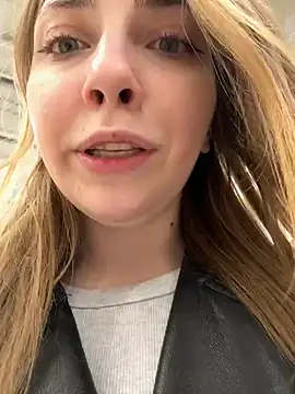 Sunny___Bunny Live XXX-Chat