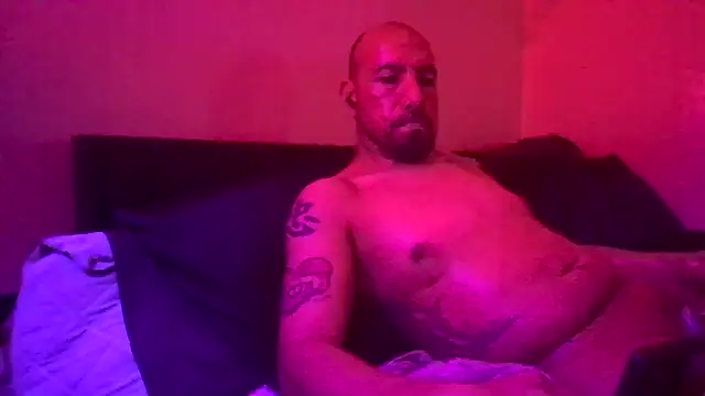 nakedtony81's Live XXX Chat