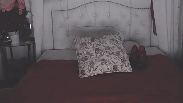 SilviaHart 라이브 XXX 채팅