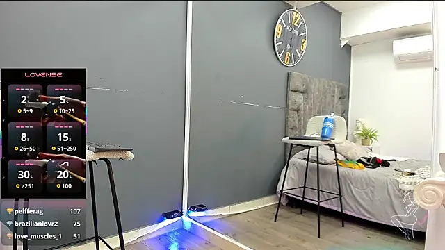 دردشة emilio_brandon الجنسية المباشرة