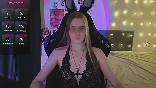 Luna_Navy: онлайн-секс-чат