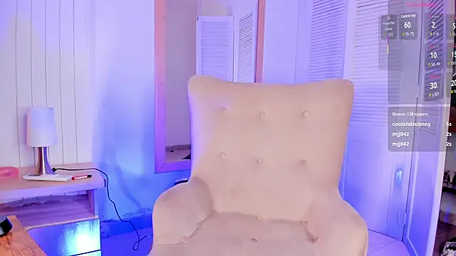 ALICESANDOVAL: онлайн-секс-чат