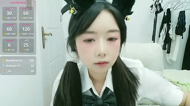 Cat-o3o 网络视讯表演