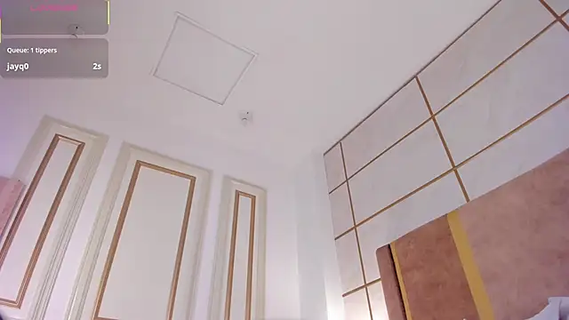 lyrabellini: онлайн-секс-чат