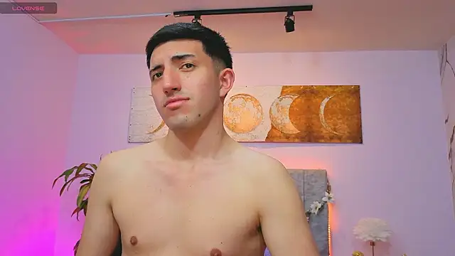 Un_Sluttyy: вебкам-шоу