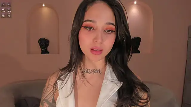 VenusClaire_: онлайн-секс-чат