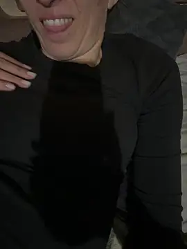 SexyMamiVee Chat XXX in diretta