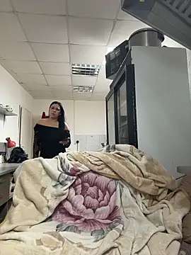 _Mila_Love: онлайн-секс-чат