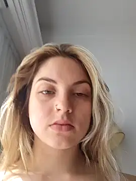 Elnonoykeila77 Live XXX-Chat