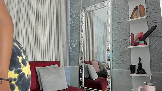 BriannaChelsea: онлайн-секс-чат