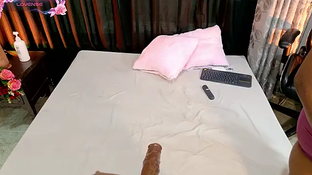 BLACK_ROSSE_1 Live XXX-Chat