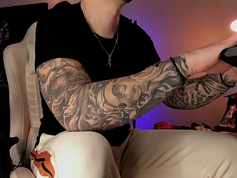 uptomatty Webcam show