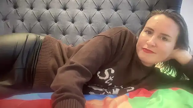 eatmypie69 Chat XXX live