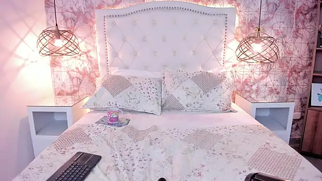 ScarletMore Chat XXX in diretta