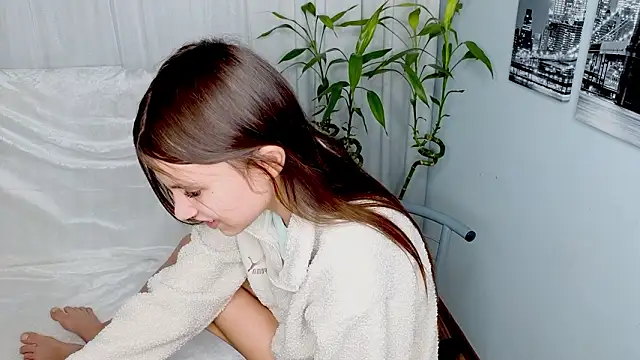 Little__Lunaa: απευθείας συνομιλία ΧΧΧ