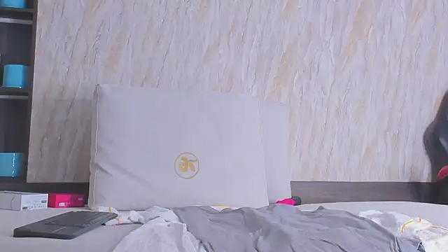 jairaka_bardi's Webcam Show