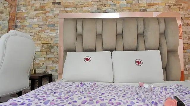 kendall_grace Live XXX-Chat