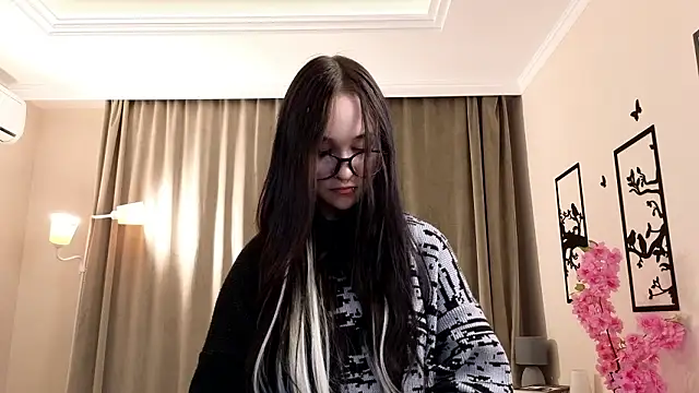 Little_minnii Chat XXX in diretta