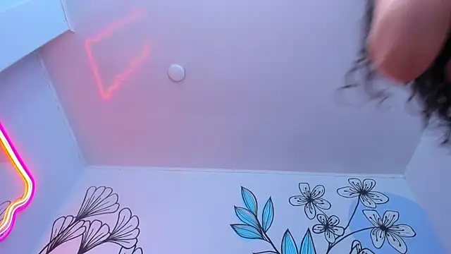 Sweet_Ariadna_: онлайн-секс-чат