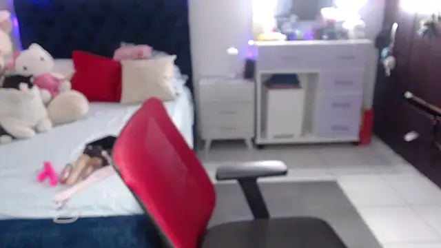 แชท XXX สดของ pervert_mommy_